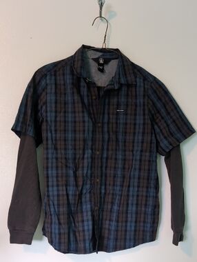 Volcom Boys M Blue & Grey Plaid Tee W Built-In Thermal Long Sleeve
